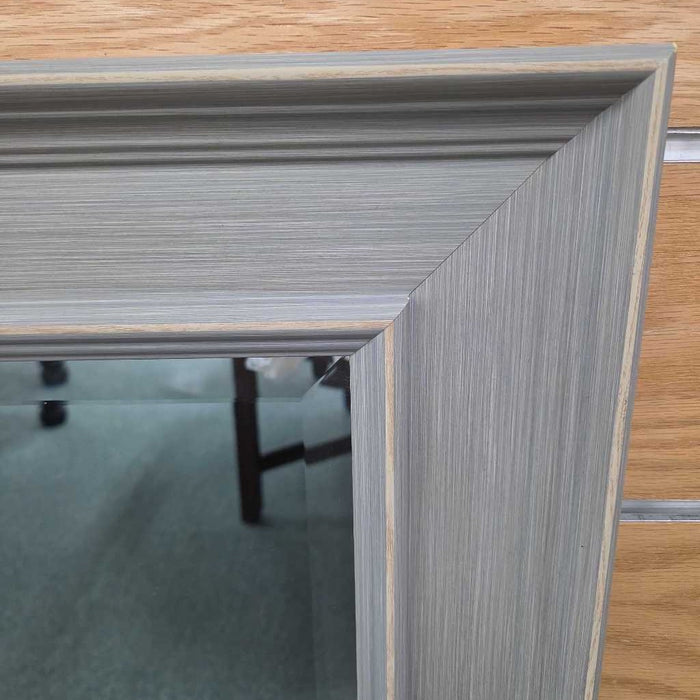 MIRROR AT