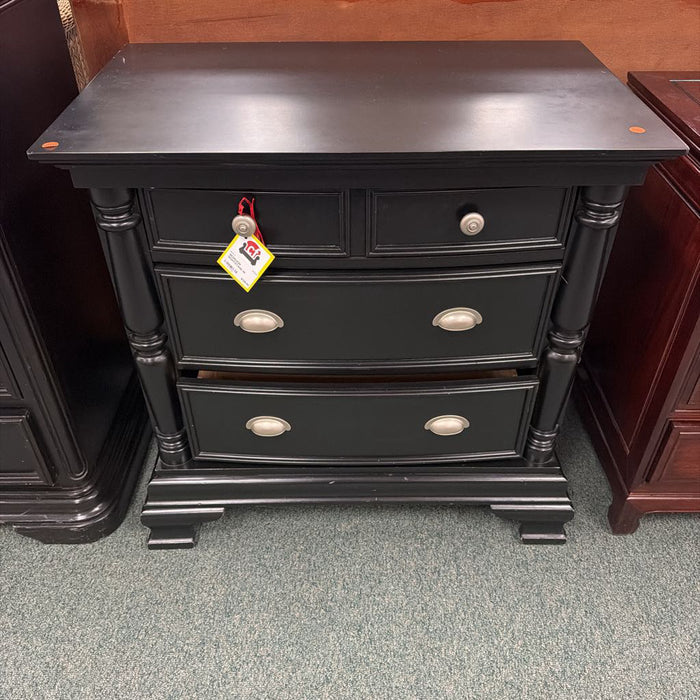 NIGHTSTAND MI