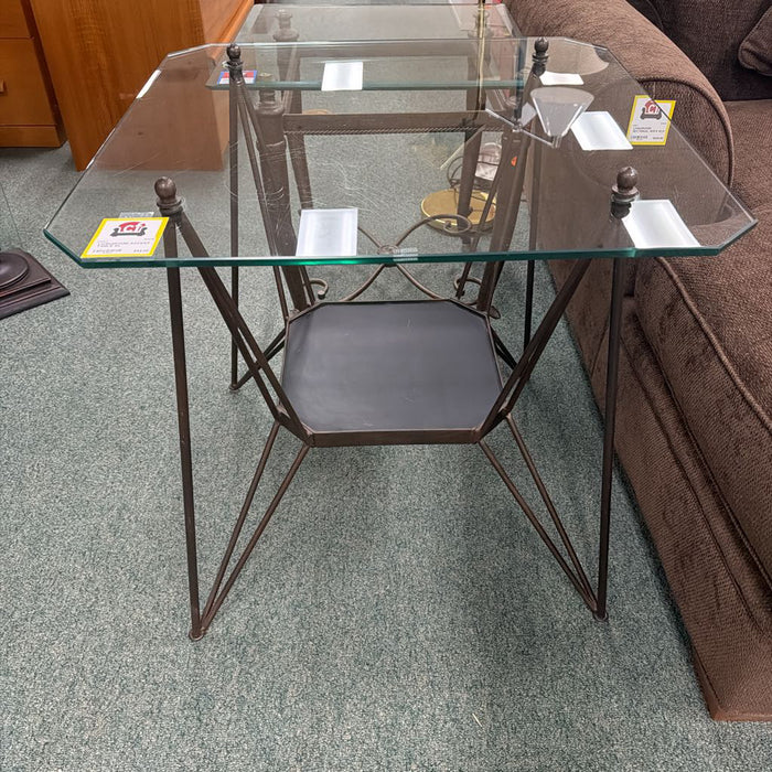 ACCENT TABLE KL