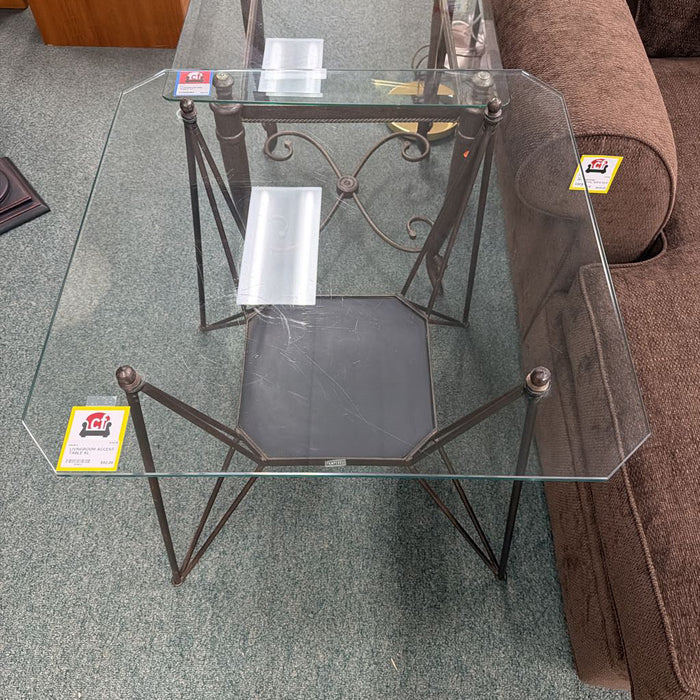 ACCENT TABLE KL