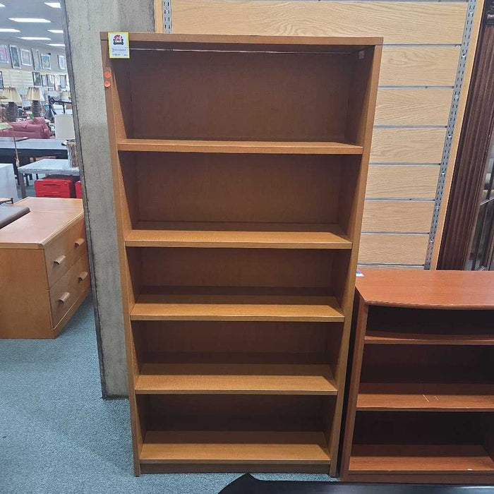 BOOKSHELF SK