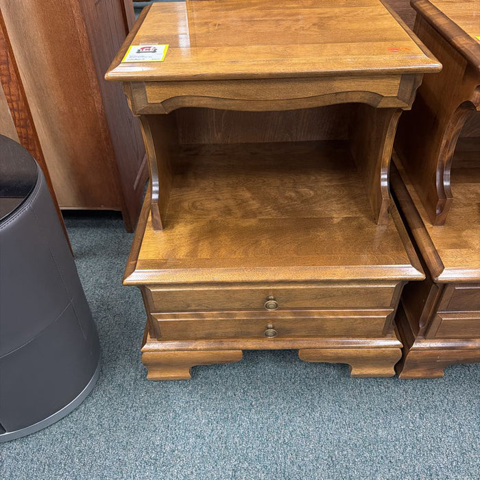 NIGHTSTAND KL