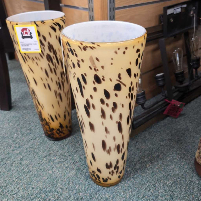 VASE DECOR