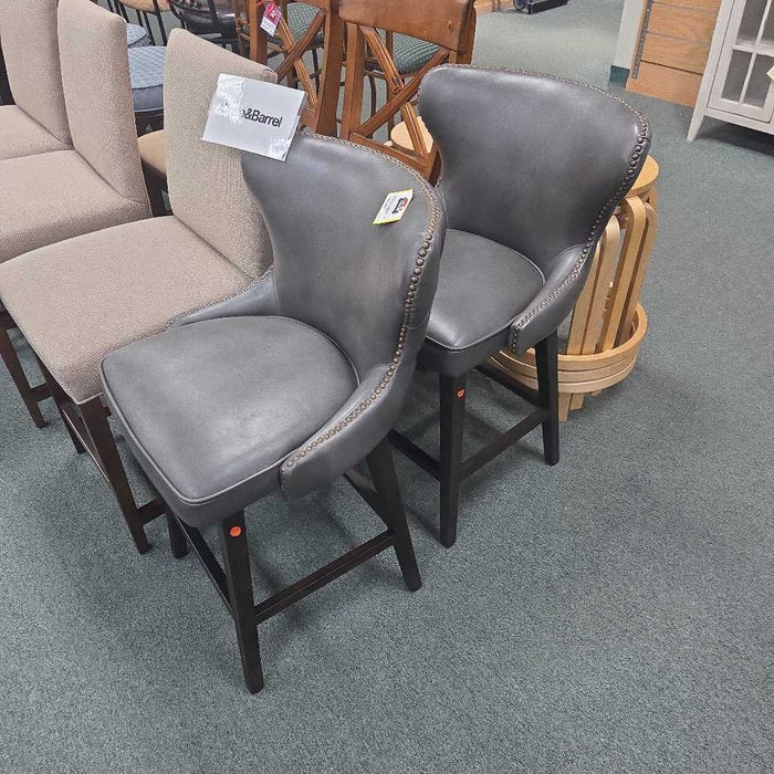 SET OF 2 STOOLS BHC