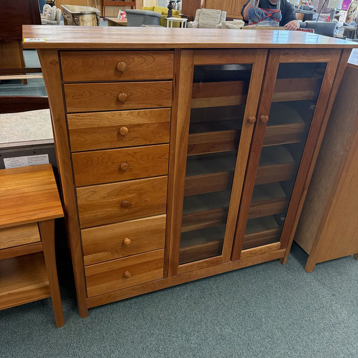 GENTLEMANS CHEST ALK