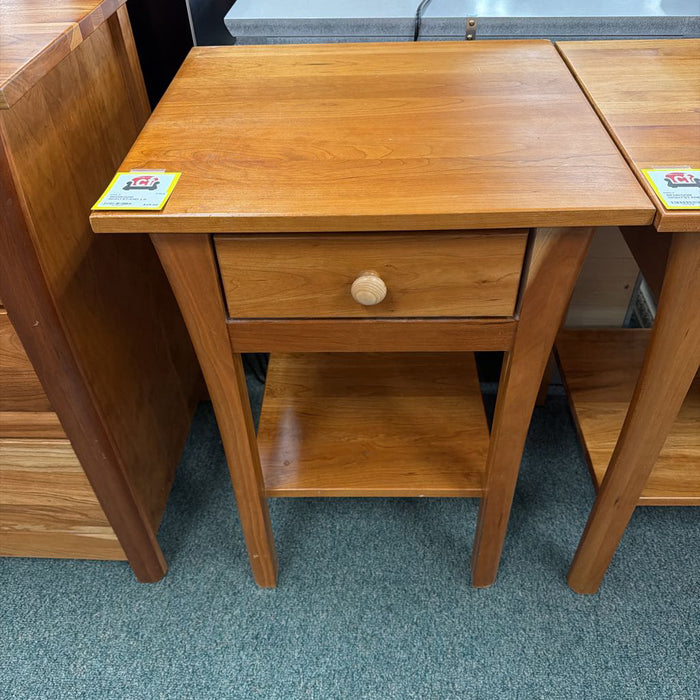 NIGHTSTAND LS