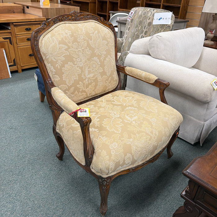 WOOD ARM ACCENT CHAIR BHC