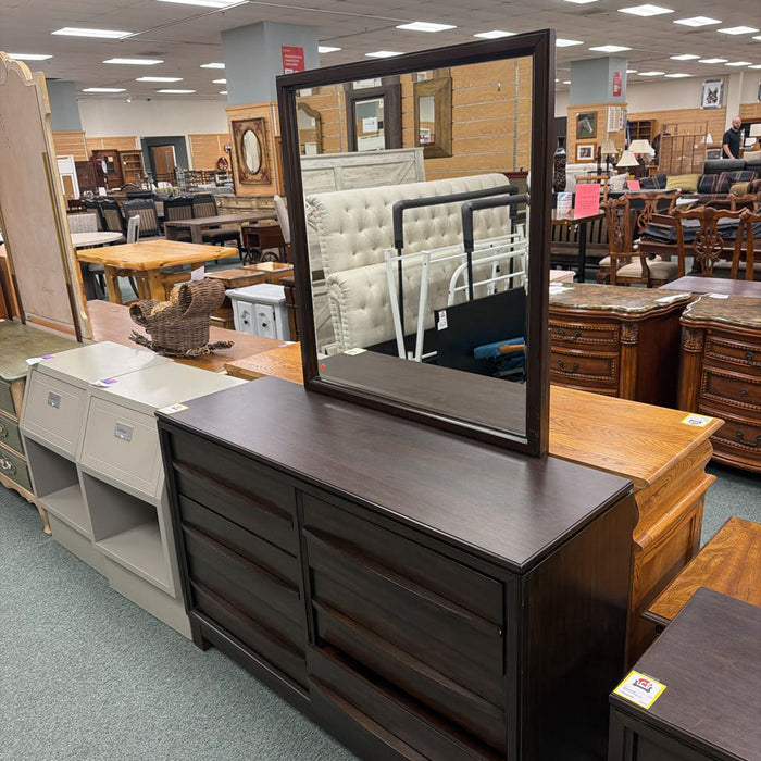 DRESSER WITH MIRROR BTK