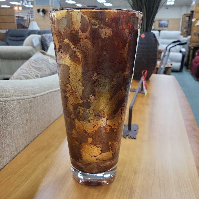 RED & GOLD VASE BT
