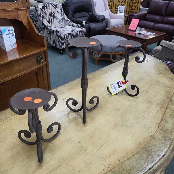 SET OF 3 CANDLE HOLDERS BA