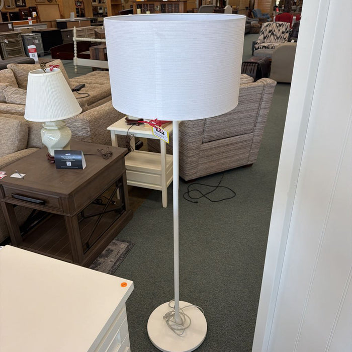 WHITE FLOOR LAMP LS