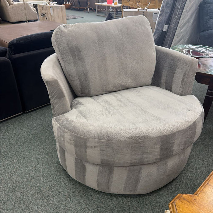 CUDDLE CHAIR BAH