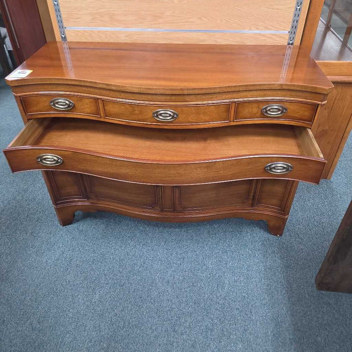 SIDEBOARD LHI