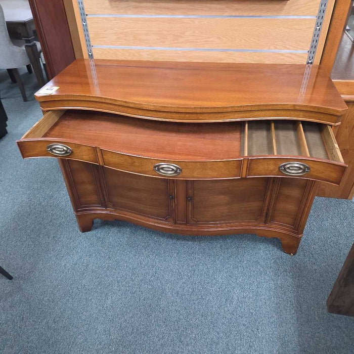 SIDEBOARD LHI