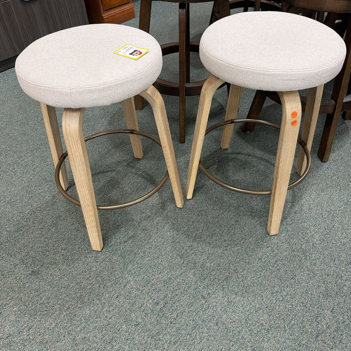 SET OF 2 STOOLS MI