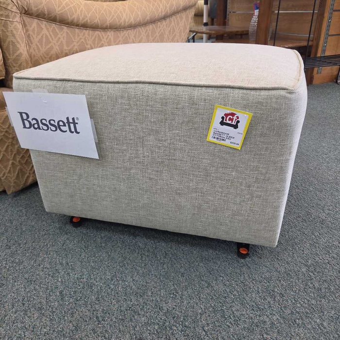 BASSETT GLIDER OTTOMAN BAH