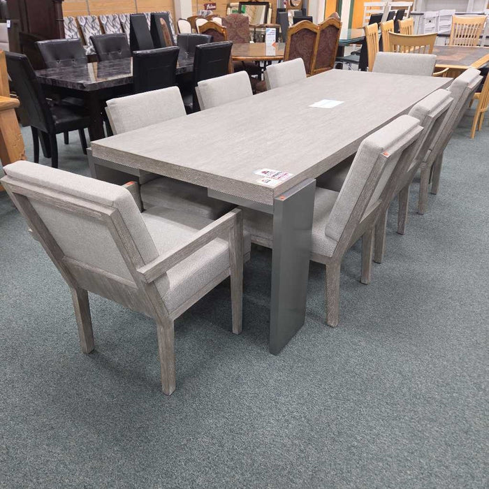 BERNHARDT FOUNDATIONS TABLE WITH 8 CHAIRS BBIK