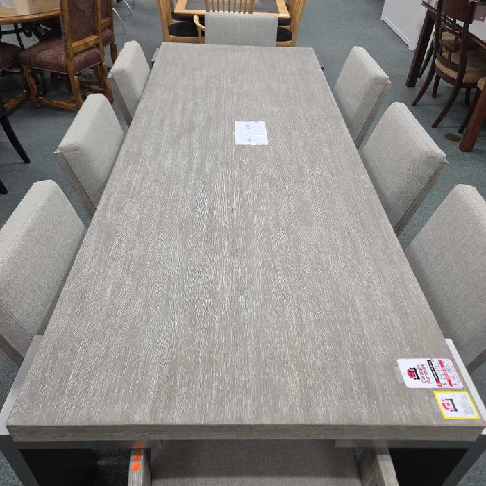 BERNHARDT FOUNDATIONS TABLE WITH 8 CHAIRS BBIK