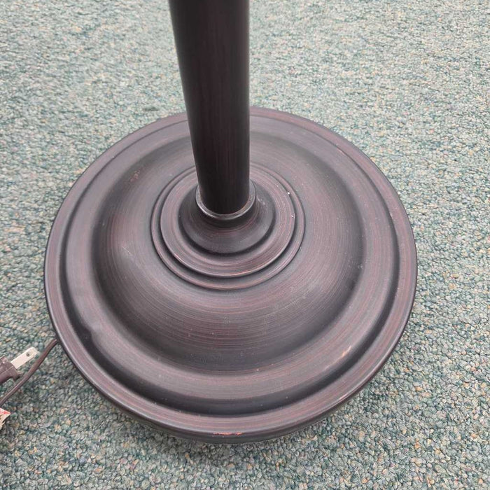 FLOOR LAMP AT