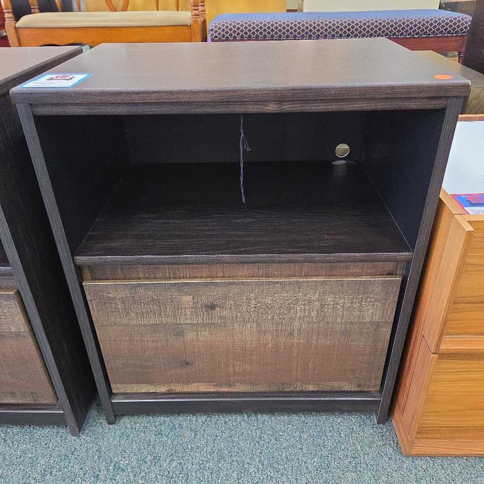 NIGHTSTAND AL