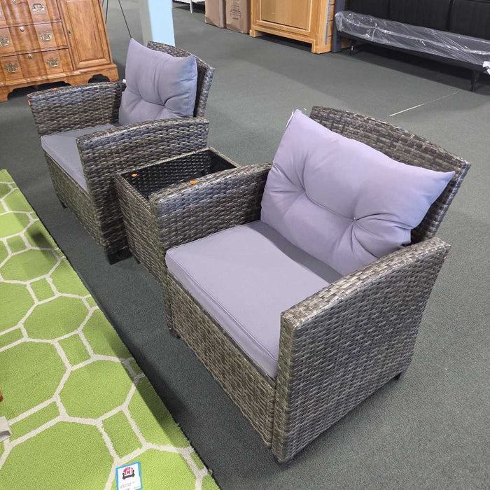 2 CHAIRS 1 END TABLE SK
