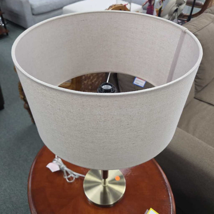 LAMP BT