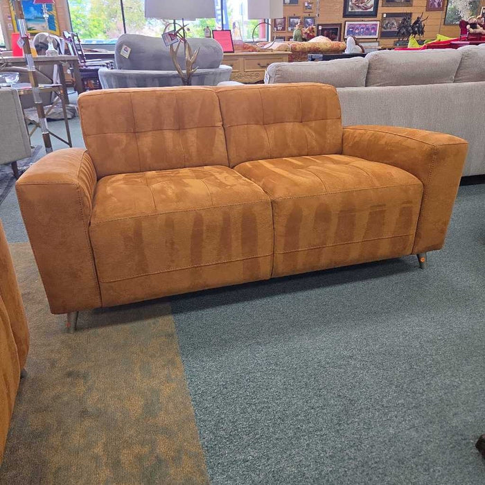 LOVESEAT KLH