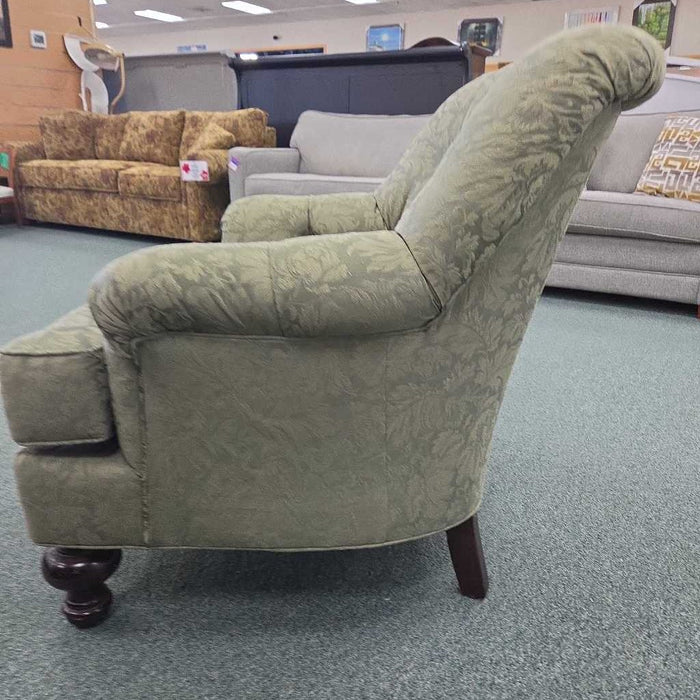 GREEN ACCENT CHAIR TB