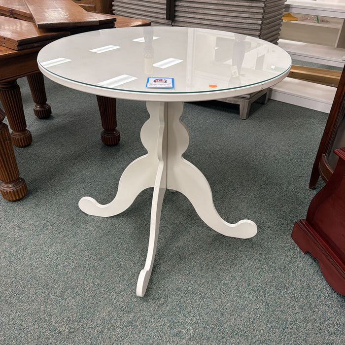 WHITE ACCENT TABLE KL