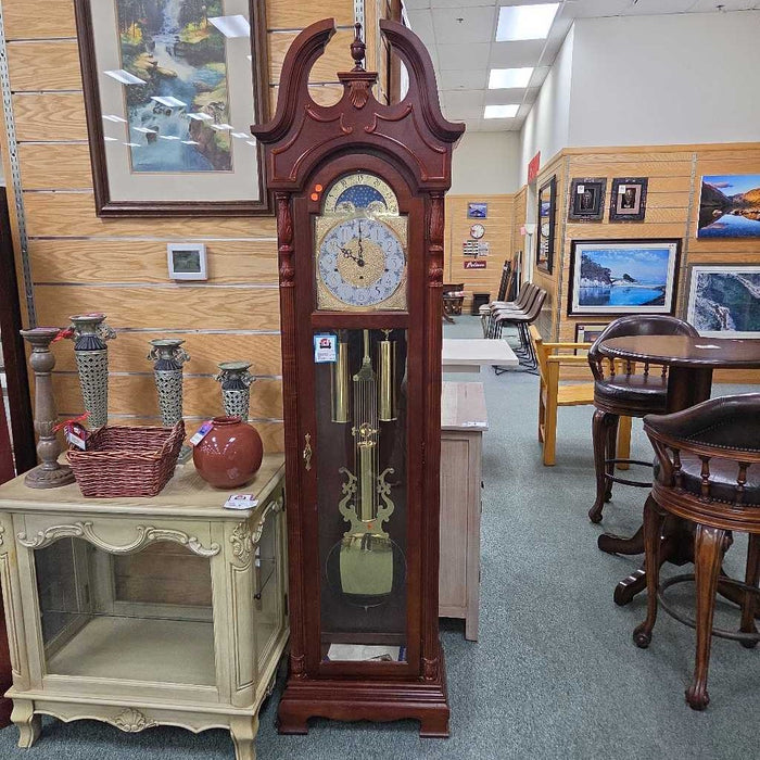 GRANDFATHER CLOCK LSH