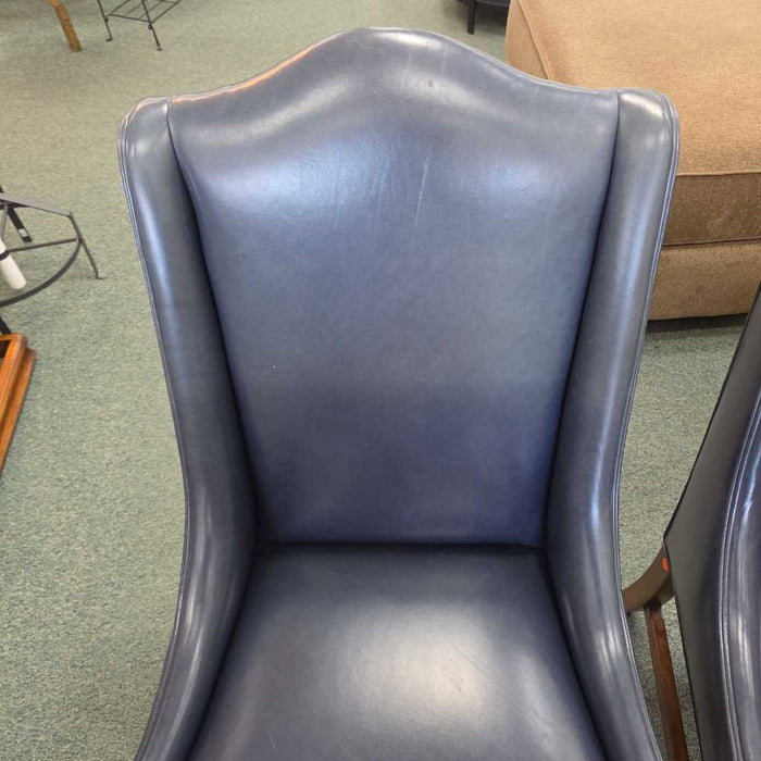 BLUE LEATHER ACCENT CHAIR BAH