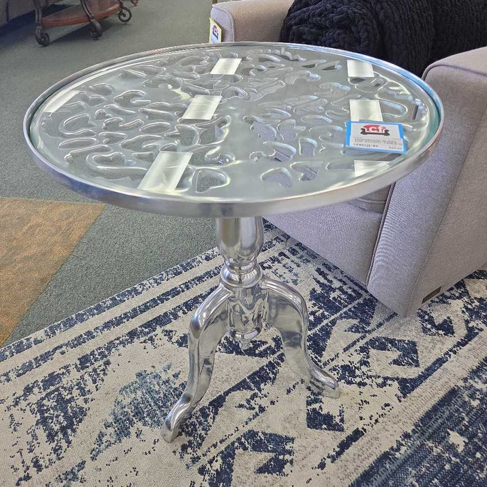 GLASS TOP ACCENT TABLE KL
