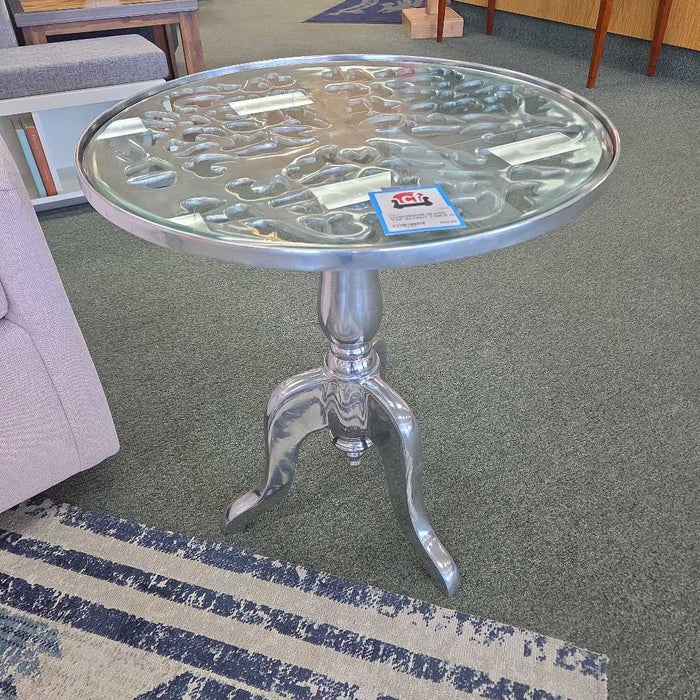 GLASS TOP ACCENT TABLE KL