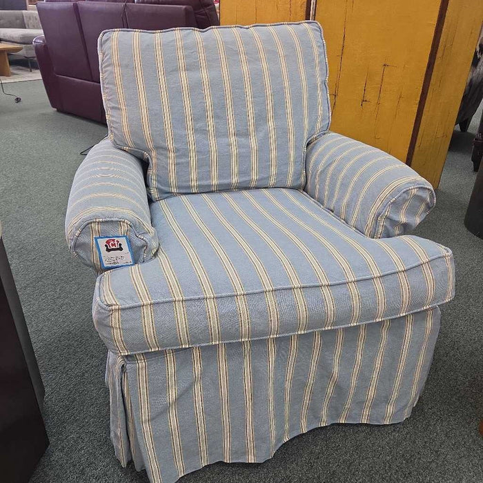 C&B ROCKER SWIVEL CHAIR BTK