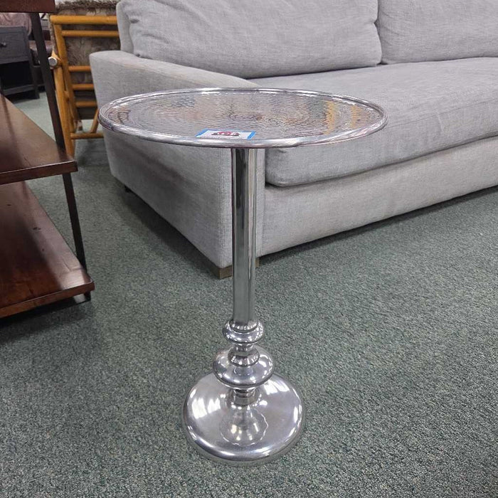 CHROME ACCENT TABLE AT