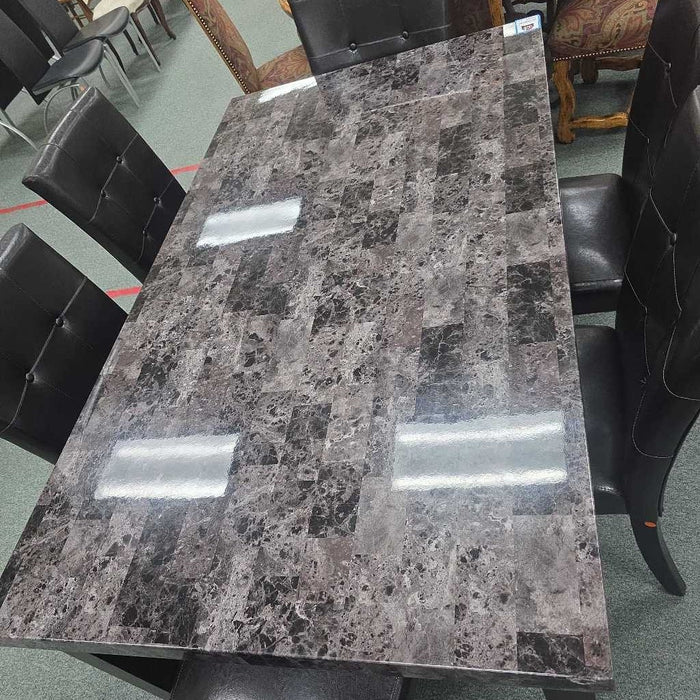 TABLE WITH 6 CHAIRS ALK