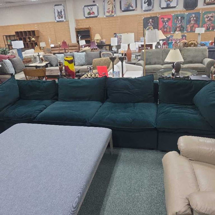 ALBANY PARK 4 PIECE "KOVA" SOFA KLH