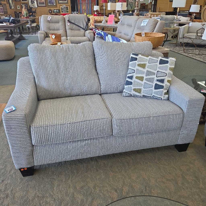 LOVESEAT