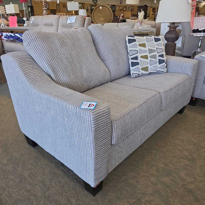 LOVESEAT