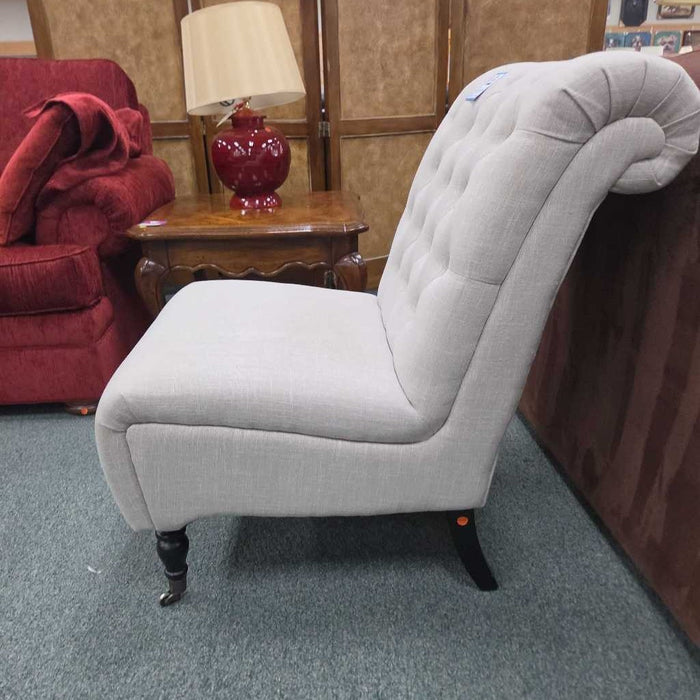 ACCENT CHAIR SK