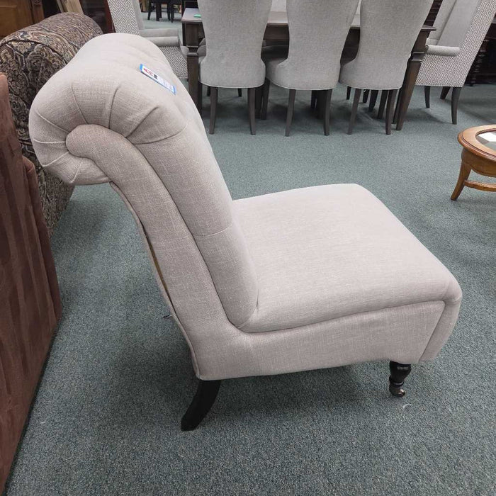 ACCENT CHAIR SK