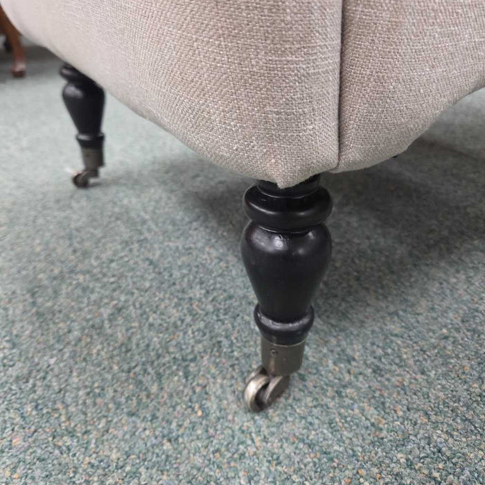 ACCENT CHAIR SK