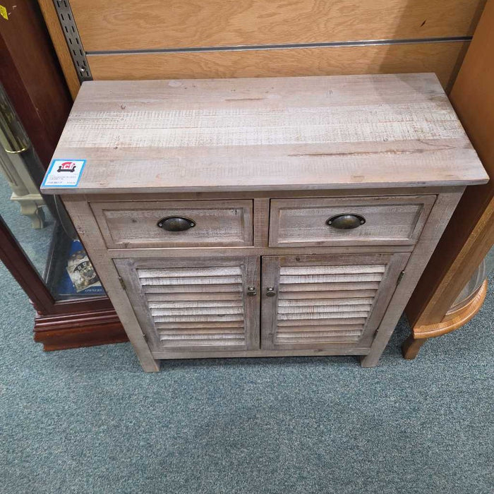 ACCENT CABINET MI