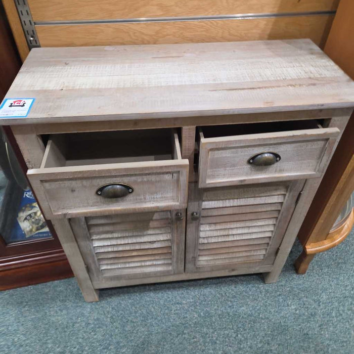 ACCENT CABINET MI