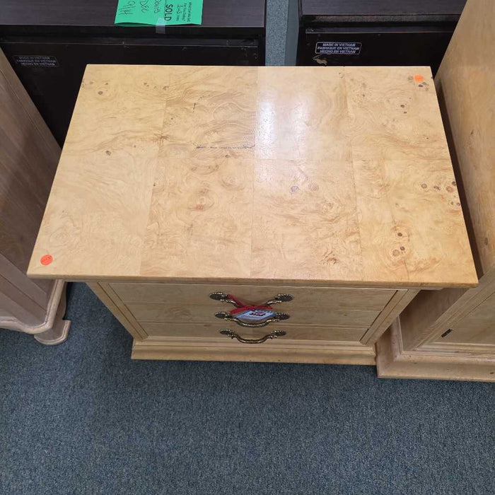 HENREDON NIGHTSTAND KL