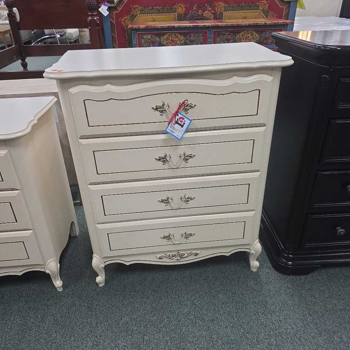 TALLBOY DRESSER MI