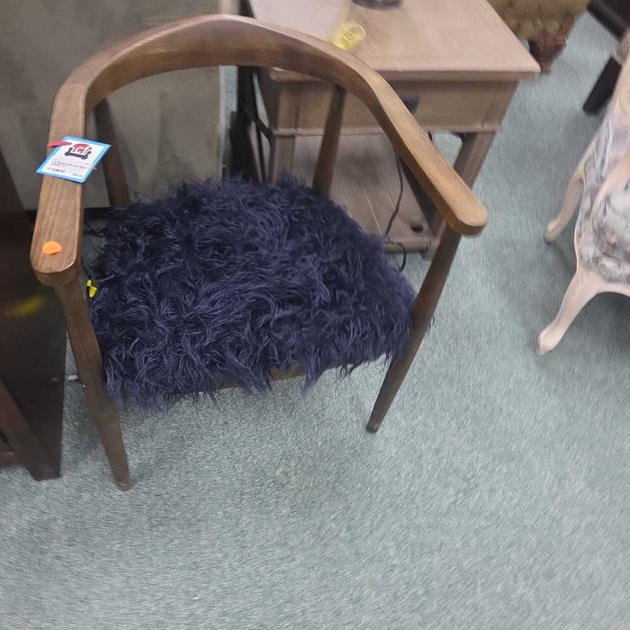 ACCENT CHAIR AT