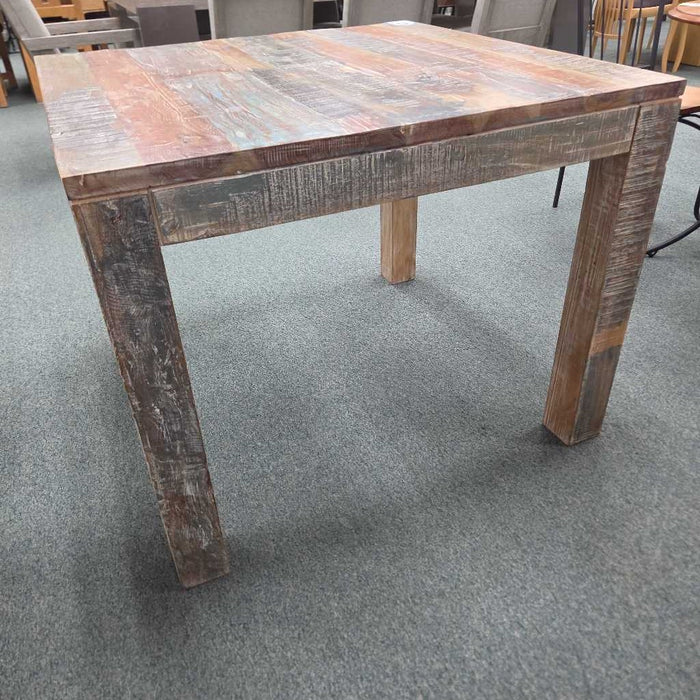 TABLE BTK