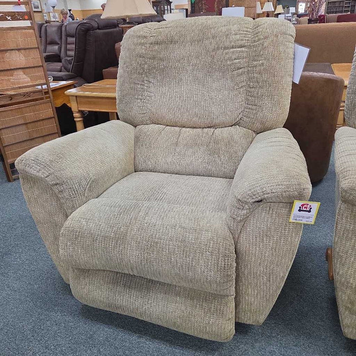 LAZBOY ROCKER RECLINER