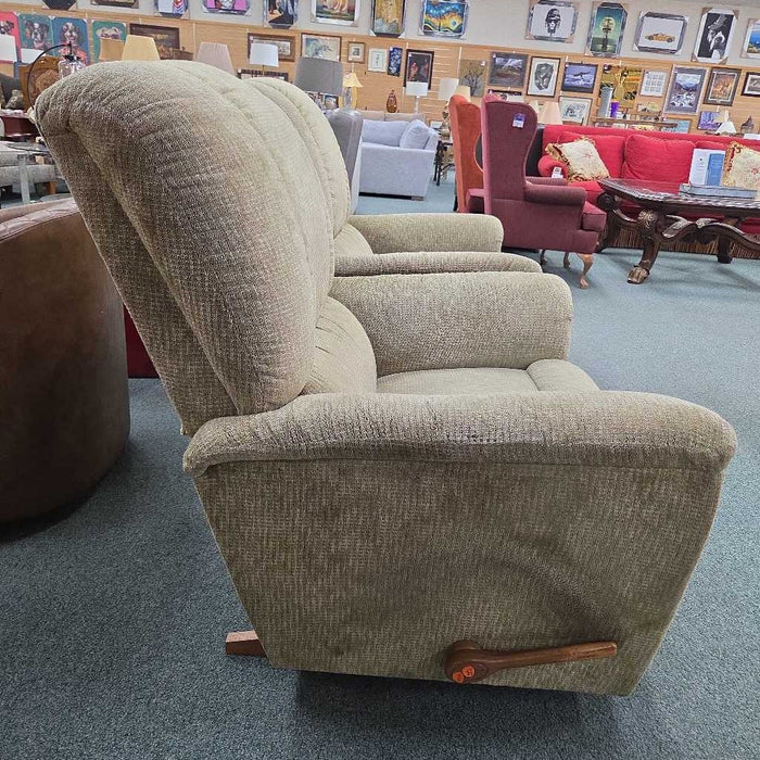 LAZBOY ROCKER RECLINER
